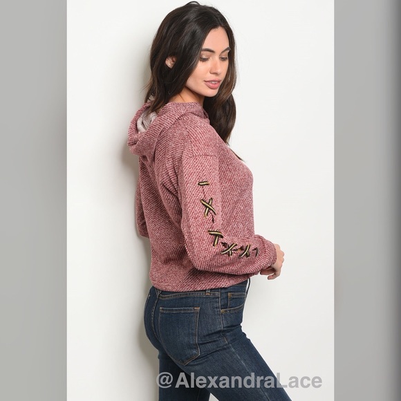 ⭕️LAST 1️⃣ 🍂Hoodie Lace Up Sweater🍂 - Picture 2 of 3